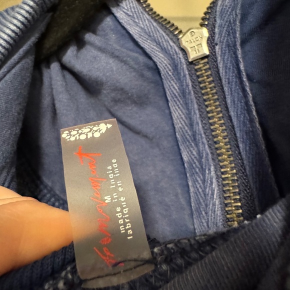 Shelter Hoodie - Picture 4 of 4